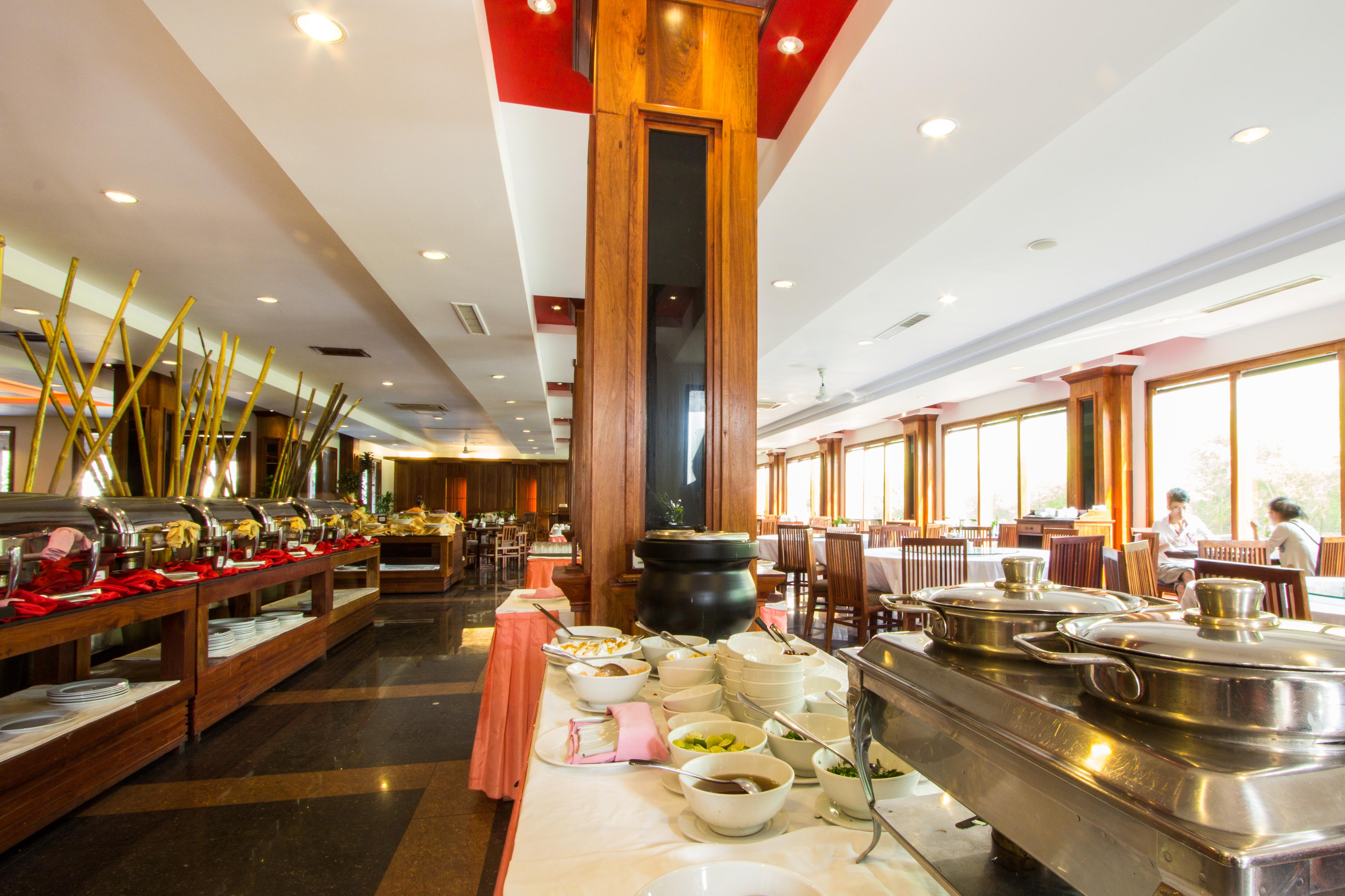 Royal Empire Hotel Siem Reap Exterior photo