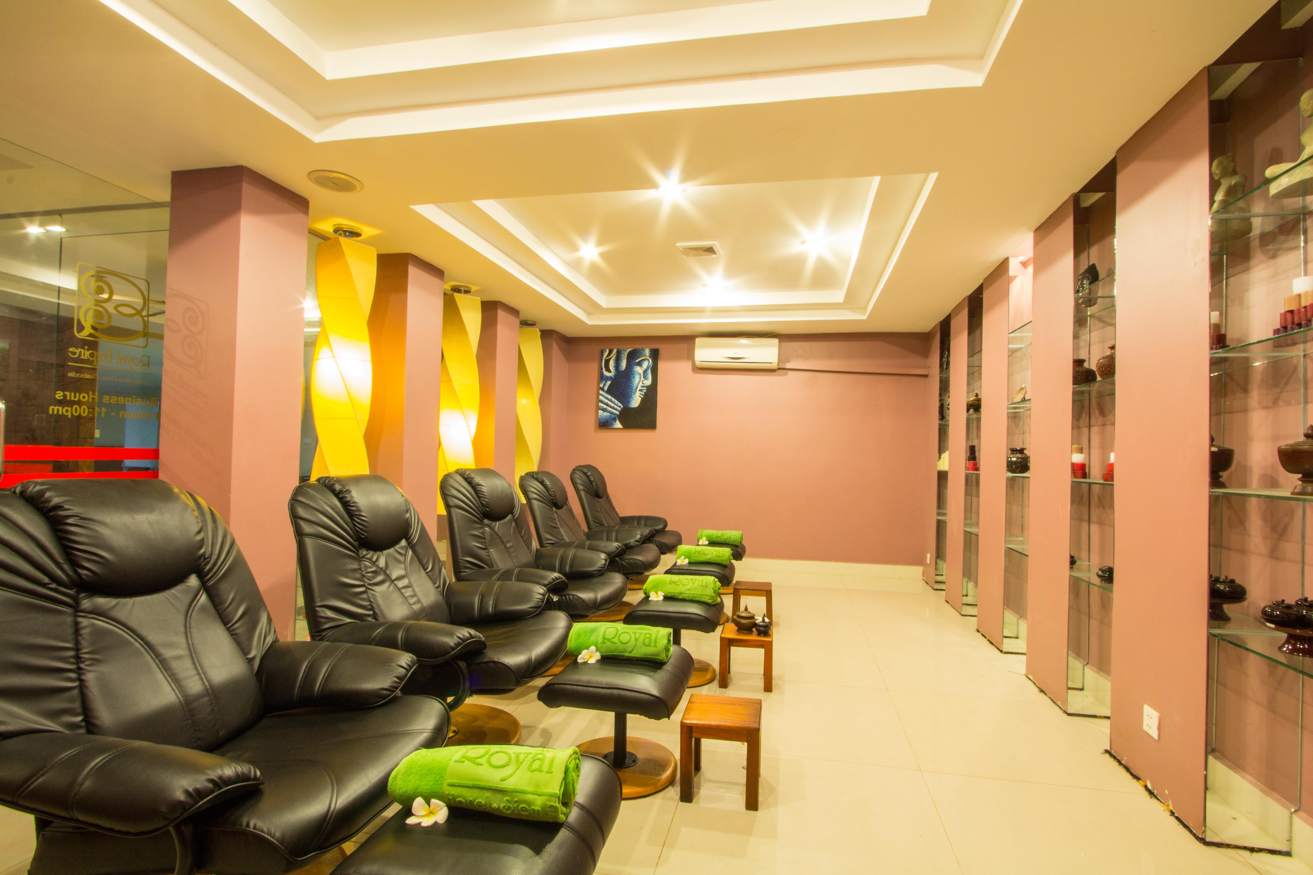 Royal Empire Hotel Siem Reap Exterior photo