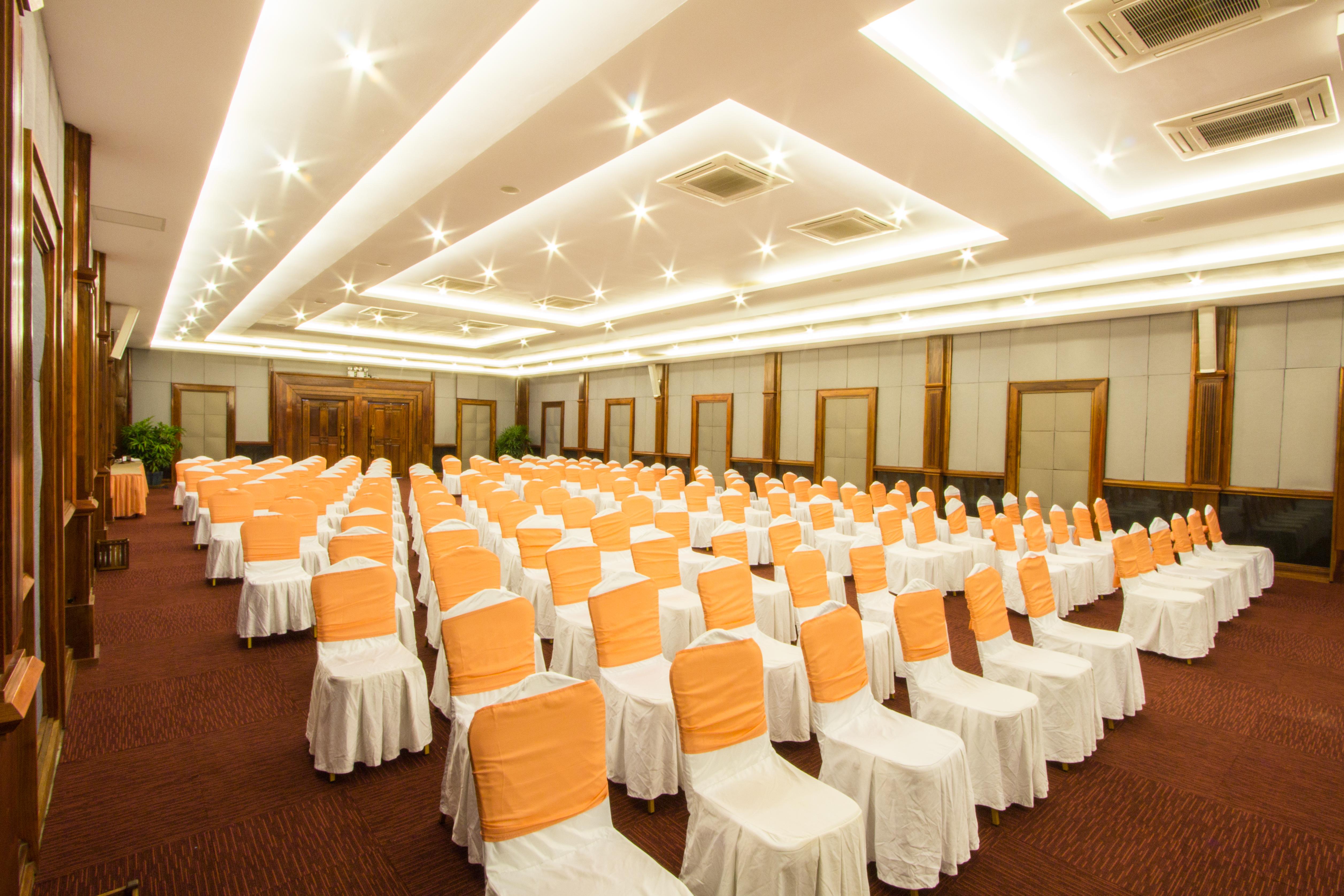 Royal Empire Hotel Siem Reap Exterior photo